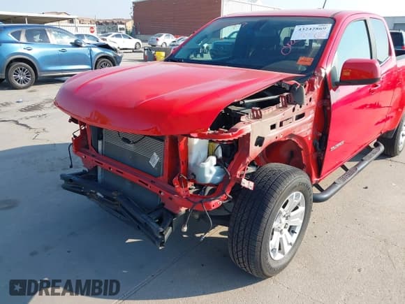 ✅ 2018 Chevrolet Colorado 2WD LT • VIN: 1GCHSCEA1J1154857 • Lot: 43242869. Listed on IAAI with 48,221 mi. Free auction sales archive from the USA and detailed vehicle history report at DreamBid. Image 6.