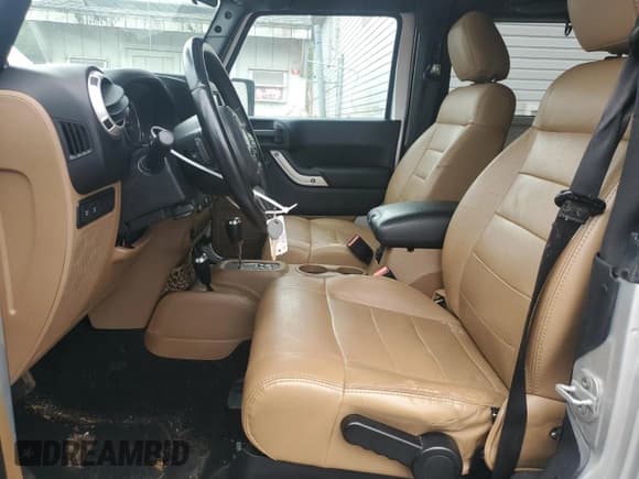 ✅ 2012 Jeep Wrangler Rubicon • VIN: 1C4BJWCG3CL178263 • Lot: 61344335. Listed on Copart with 202,752 mi. Free auction sales archive from the USA and detailed vehicle history report at DreamBid. Image 7.