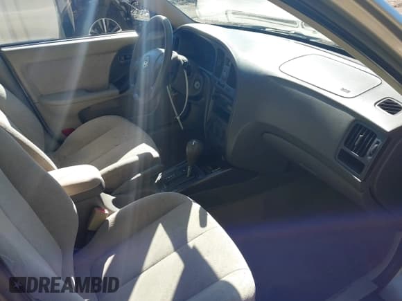 ✅ 2006 Hyundai Elantra GLS • VIN: KMHDN46D16U214626 • Lot: 43460742. Listed on IAAI with 181,872 mi. Free auction sales archive from the USA and detailed vehicle history report at DreamBid. Image 5.