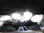 ✅ 2020 Ford Explorer Limited • VIN: 1FMSK8FH8LGB57359 • Lot: 43730361. Wystawiony na IAAI z przebiegiem 86 816 mil. Bezpłatny archiwum sprzedaży aukcyjnych z USA i szczegółowy raport historii pojazdu na DreamBid. Zdjęcie 18.