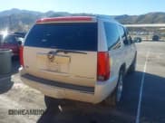 ✅ 2010 Cadillac Escalade Premium • VIN: 1GYUKCEF0AR251991 • Lot: 43595752. Listed on IAAI with 168,086 mi. Free auction sales archive from the USA and detailed vehicle history report at DreamBid. Image 4.