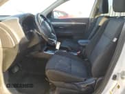 ✅ 2018 Mitsubishi Outlander SE • VIN: JA4AD3A32JZ037271 • Lot: 82294265. Listed on Copart with 127,187 mi. Free auction sales archive from the USA and detailed vehicle history report at DreamBid. Image 7.