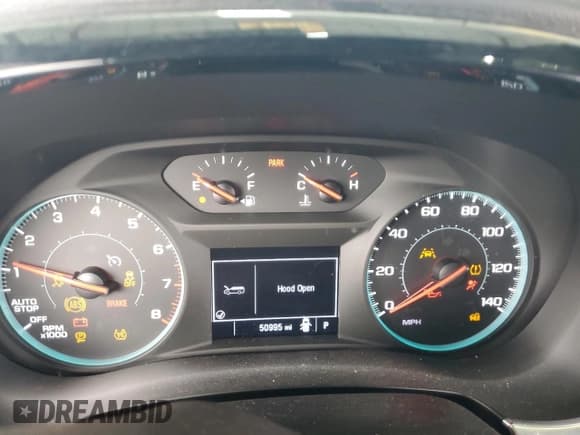 ✅ 2022 Chevrolet Traverse LS • VIN: 1GNERFKW5NJ136360 • Lot: 70977694. Wystawiony na Copart z przebiegiem 50 995 mil. Bezpłatny archiwum sprzedaży aukcyjnych z USA i szczegółowy raport historii pojazdu na DreamBid. Zdjęcie 9.