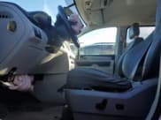 ✅ 2014 Volkswagen Routan SE • VIN: 2C4RVABG6ER134873 • Лот: 81464864. Опубликован ранее на Copart с пробегом 138 484 миль. Бесплатный доступ к архиву аукционных продаж из США и подробный отчёт об истории автомобиля на DreamBid. Изображение 7.