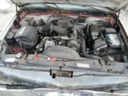 ✅ 1999 GMC Sierra 1500 • VIN: 1GDJC34R3XF087014 • Lot: 86367084. Wystawiony na Copart z przebiegiem 94 539 mil. Bezpłatny archiwum sprzedaży aukcyjnych z USA i szczegółowy raport historii pojazdu na DreamBid. Zdjęcie 11.