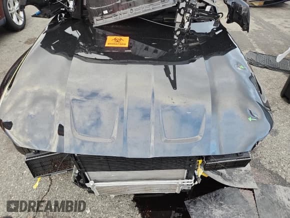 ✅ 2025 BMW M3 Competition xDrive • VIN: WBS33HJ02SFU60075 • Lot: 90101735. Listed on Copart with 3,210 mi. Free auction sales archive from the USA and detailed vehicle history report at DreamBid. Image 11.