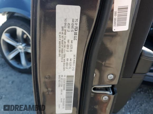 ✅ 2016 Dodge Charger R/T • VIN: 2C3CDXCT8GH203096 • Лот: 81375885. Опубликован ранее на Copart с пробегом 176 950 миль. Бесплатный доступ к архиву аукционных продаж из США и подробный отчёт об истории автомобиля на DreamBid. Изображение 12.