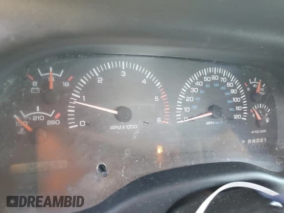 ✅ 1998 Dodge Dakota SLT • VIN: 1B7GL22X3WS647890 • Lot: 50598585. Wystawiony na Copart z przebiegiem 262 694 mil. Bezpłatny archiwum sprzedaży aukcyjnych z USA i szczegółowy raport historii pojazdu na DreamBid. Zdjęcie 9.