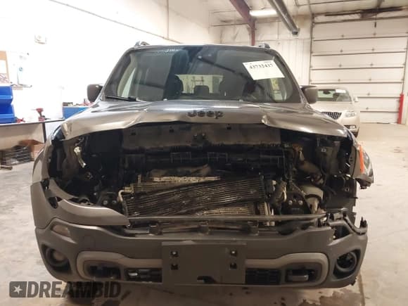 ✅ 2018 Jeep Renegade Sport • VIN: ZACCJBAB8JPJ13595 • Lot: 43732437. Wystawiony na IAAI z przebiegiem 129 450 mil. Bezpłatny archiwum sprzedaży aukcyjnych z USA i szczegółowy raport historii pojazdu na DreamBid. Zdjęcie 13.