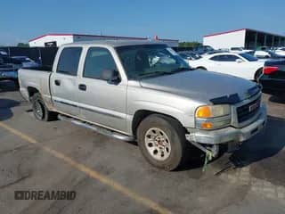 ✅ 2006 GMC Sierra 1500 SLE1 • VIN: 2GTEC13TX61231784 • Lot: 42782323. Listed on IAAI with 294,610 mi. Free auction sales archive from the USA and detailed vehicle history report at DreamBid. Image 1.