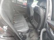 ✅ 2022 BMW X4 xDrive30i • VIN: 5UX33DT06N9L35191 • Lot: 68787115. Wystawiony na Copart z przebiegiem 60 488 mil. Bezpłatny archiwum sprzedaży aukcyjnych z USA i szczegółowy raport historii pojazdu na DreamBid. Zdjęcie 11.