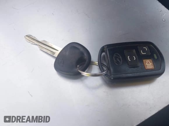 ✅ 2005 Hyundai Elantra GLS • VIN: KMHDN46D75U170484 • Lot: 41750031. Wystawiony na IAAI z przebiegiem 149 916 mil. Bezpłatny archiwum sprzedaży aukcyjnych z USA i szczegółowy raport historii pojazdu na DreamBid. Zdjęcie 11.