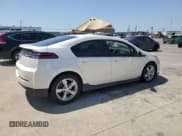✅ 2013 Chevrolet Volt • VIN: 1G1RA6E44DU116280 • Lot: 67337814. Wystawiony na Copart z przebiegiem 128 371 mil. Bezpłatny archiwum sprzedaży aukcyjnych z USA i szczegółowy raport historii pojazdu na DreamBid. Zdjęcie 3.