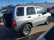 ✅ 2004 Chevrolet Tracker ZR2 • VIN: 2CNBJ734646911696 • Лот: 43598450. Опубликован ранее на IAAI с пробегом Не указан. Бесплатный доступ к архиву аукционных продаж из США и подробный отчёт об истории автомобиля на DreamBid. Изображение 4.