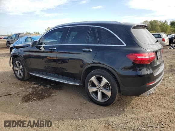 ✅ 2018 Mercedes-Benz GLC 300 • VIN: WDC0G4KBXJV074297 • Lot: 85949405. Wystawiony na Copart z przebiegiem 144 599 mil. Bezpłatny archiwum sprzedaży aukcyjnych z USA i szczegółowy raport historii pojazdu na DreamBid. Zdjęcie 2.