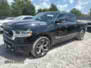 2019 Ram 1500 Limited z VIN 1C6SRFPT5KN605758, wystawiony jako Copart lot #68858065 z przebiegiem 134 606 mil mil oraz Szkoda całkowita • Salvage title. Historia ofert i sprzedaży dostępna na DreamBid. Obrazek 1.