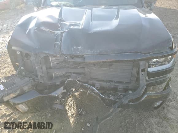 ✅ 2018 Chevrolet Silverado 1500 LTZ • VIN: 3GCUKSEJ0JG195538 • Lot: 46499165. Wystawiony na Copart z przebiegiem 168 357 mil. Bezpłatny archiwum sprzedaży aukcyjnych z USA i szczegółowy raport historii pojazdu na DreamBid. Zdjęcie 13.