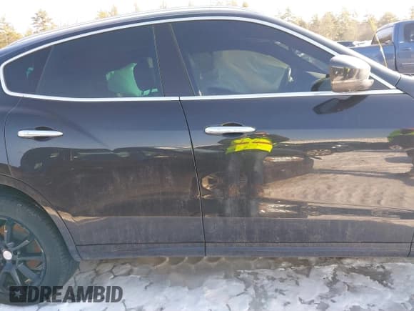 ✅ 2018 Maserati Levante GranLusso • VIN: ZN661XUL3JX294361 • Lot: 41622690. Listed on IAAI with 67,520 mi. Free auction sales archive from the USA and detailed vehicle history report at DreamBid. Image 13.