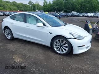 ✅ 2018 Tesla Model 3 Long Range Battery • VIN: 5YJ3E1EB0JF098108 • Lot: 42541223. Listed on IAAI with 43,643 mi. Free auction sales archive from the USA and detailed vehicle history report at DreamBid. Image 1.