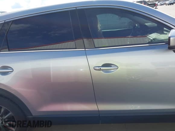 ✅ 2020 Mazda CX-9 Touring • VIN: JM3TCACY1L0423712 • Lot: 43384085. Wystawiony na IAAI z przebiegiem 47 215 mil. Bezpłatny archiwum sprzedaży aukcyjnych z USA i szczegółowy raport historii pojazdu na DreamBid. Zdjęcie 14.