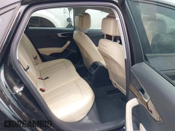 ✅ 2017 Audi A4 Premium • VIN: WAUGNAF41HN004702 • Lot: 42989869. Wystawiony na IAAI z przebiegiem 98 854 mil. Bezpłatny archiwum sprzedaży aukcyjnych z USA i szczegółowy raport historii pojazdu na DreamBid. Zdjęcie 8.