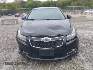 ✅ 2014 Chevrolet Cruze 1LT • VIN: 1G1PC5SB0E7253389 • Lot: 43399709. Wystawiony na IAAI z przebiegiem 159 839 mil. Bezpłatny archiwum sprzedaży aukcyjnych z USA i szczegółowy raport historii pojazdu na DreamBid. Zdjęcie 6.