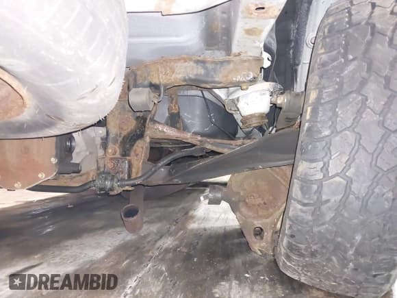 ✅ 2012 Ford Escape XLT • VIN: 1FMCU9D78CKB47345 • Лот: 42080963. Опубликован ранее на IAAI с пробегом 113 891 миль. Бесплатный доступ к архиву аукционных продаж из США и подробный отчёт об истории автомобиля на DreamBid. Изображение 18.