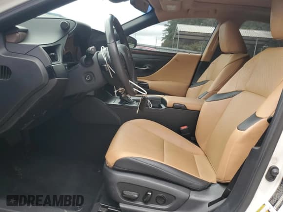 ✅ 2022 Lexus ES 350 • VIN: 58ADZ1B1XNU125434 • Lot: 84618185. Wystawiony na Copart z przebiegiem 212 261 mil. Bezpłatny archiwum sprzedaży aukcyjnych z USA i szczegółowy raport historii pojazdu na DreamBid. Zdjęcie 7.