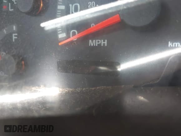 ✅ 1999 Ford F-150 XL • VIN: 2FTRX08L8XCA32330 • Lot: 43620322. Wystawiony na IAAI z przebiegiem Nie podano. Bezpłatny archiwum sprzedaży aukcyjnych z USA i szczegółowy raport historii pojazdu na DreamBid. Zdjęcie 15.