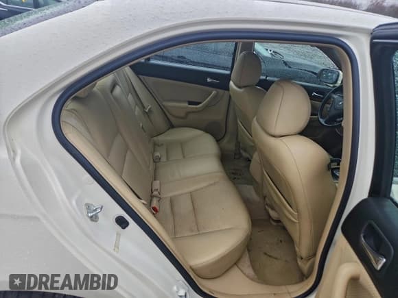 ✅ 2008 Acura TSX • VIN: JH4CL96858C001305 • Lot: 93942045. Listed on Copart with 101,601 mi. Free auction sales archive from the USA and detailed vehicle history report at DreamBid. Image 10.