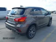 ✅ 2018 Mitsubishi Outlander ES • VIN: JA4AP3AU9JZ001593 • Lot: 43475982. Listed on IAAI with 125,807 mi. Free auction sales archive from the USA and detailed vehicle history report at DreamBid. Image 4.