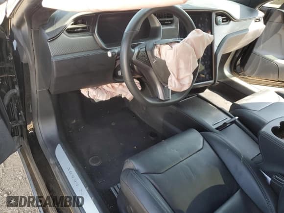 ✅ 2019 Tesla Model S 100D • VIN: 5YJSA1E41KF339541 • Lot: 70713924. Listed on Copart with Not provided. Free auction sales archive from the USA and detailed vehicle history report at DreamBid. Image 8.