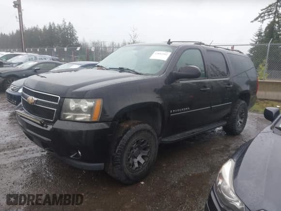 ✅ 2008 Chevrolet Suburban LTZ • VIN: 3GNFC16008G134309 • Lot: 43884502. Listed on IAAI with 240,434 mi. Free auction sales archive from the USA and detailed vehicle history report at DreamBid. Image 2.