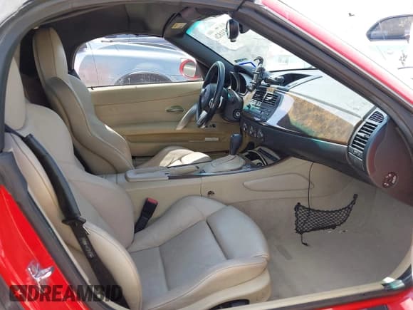 ✅ 2007 BMW Z4 3.0si • VIN: 4USBU53577LX02286 • Lot: 42531826. Listed on IAAI with 110,423 mi. Free auction sales archive from the USA and detailed vehicle history report at DreamBid. Image 5.