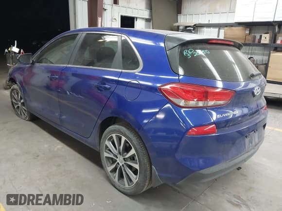 ✅ 2019 Hyundai Elantra • VIN: KMHH35LE6KU107706 • Lot: 42574286. Listed on IAAI with 60,101 mi. Free auction sales archive from the USA and detailed vehicle history report at DreamBid. Image 3.