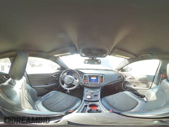 ✅ 2016 Chrysler 200 S • VIN: 1C3CCCBBXGN128901 • Lot: 82109315. Wystawiony na Copart z przebiegiem 151 754 mil. Bezpłatny archiwum sprzedaży aukcyjnych z USA i szczegółowy raport historii pojazdu na DreamBid. Zdjęcie 14.