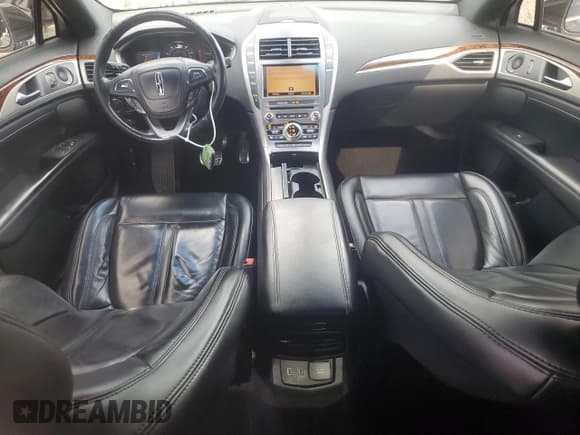 ✅ 2019 Lincoln MKZ Hybrid Reserve I • VIN: 3LN6L5LU1KR633800 • Лот: 81841795. Опубликован ранее на Copart с пробегом 182 043 миль. Бесплатный доступ к архиву аукционных продаж из США и подробный отчёт об истории автомобиля на DreamBid. Изображение 8.