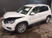 ✅ 2013 Volkswagen Tiguan S • VIN: WVGBV3AX2DW077930 • Lot: 43516995. Listed on IAAI with 86,882 mi. Free auction sales archive from the USA and detailed vehicle history report at DreamBid. Image 17.
