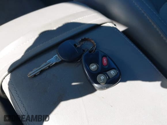 ✅ 2005 Cadillac DeVille • VIN: 1G6KD54Y25U265337 • Lot: 43411970. Wystawiony na IAAI z przebiegiem 149 747 mil. Bezpłatny archiwum sprzedaży aukcyjnych z USA i szczegółowy raport historii pojazdu na DreamBid. Zdjęcie 11.