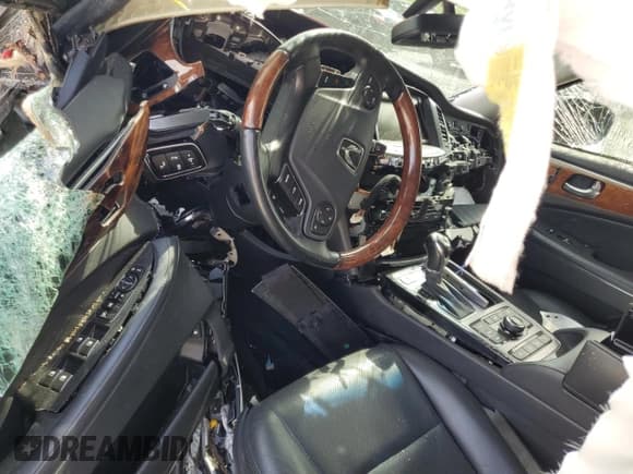 ✅ 2014 Hyundai Equus Signature • VIN: KMHGH4JH7EU078693 • Lot: 60354595. Listed on Copart with Not provided. Free auction sales archive from the USA and detailed vehicle history report at DreamBid. Image 8.