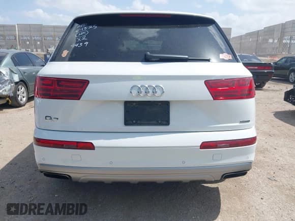 ✅ 2019 Audi Q7 Premium Plus • VIN: WA1LAAF75KD044439 • Lot: 42539850. Wystawiony na IAAI z przebiegiem 89 060 mil. Bezpłatny archiwum sprzedaży aukcyjnych z USA i szczegółowy raport historii pojazdu na DreamBid. Zdjęcie 17.