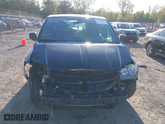 ✅ 2014 Dodge Grand Caravan SE • VIN: 2C4RDGBG5ER233545 • Lot: 43289462. Listed on IAAI with 137,053 mi. Free auction sales archive from the USA and detailed vehicle history report at DreamBid. Image 13.