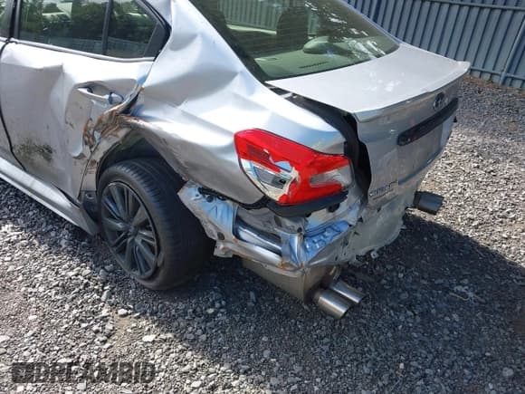 ✅ 2020 Subaru WRX • VIN: JF1VA1A66L9807012 • Лот: 42975950. Опубликован ранее на IAAI с пробегом 79 581 миль. Бесплатный доступ к архиву аукционных продаж из США и подробный отчёт об истории автомобиля на DreamBid. Изображение 6.