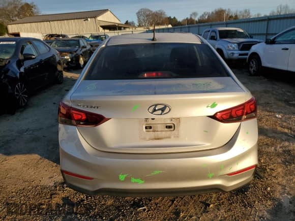 ✅ 2019 Hyundai Accent SE • VIN: 3KPC24A3XKE065522 • Лот: 87061494. Опубликован ранее на Copart с пробегом 117 925 миль. Бесплатный доступ к архиву аукционных продаж из США и подробный отчёт об истории автомобиля на DreamBid. Изображение 6.