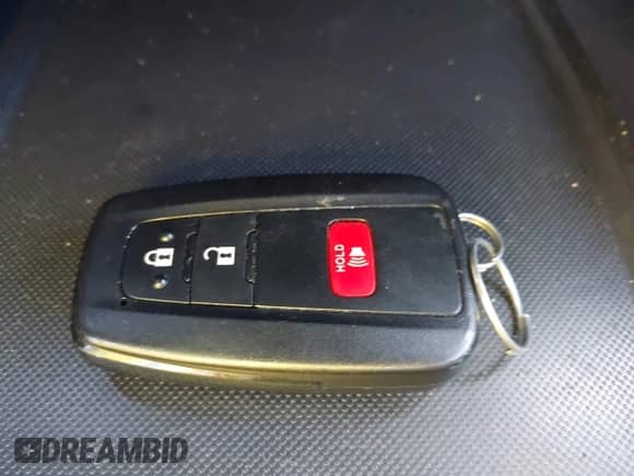 2022 Toyota Prius LE z VIN JTDL9MFU2N3034161, wystawiony jako IAAI lot #43081775 z przebiegiem 63 531 mil mil oraz . Historia ofert i sprzedaży dostępna na DreamBid. Obrazek 11.