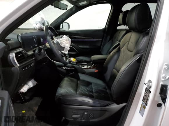 ✅ 2024 Kia Telluride SX Prestige X-Line • VIN: 5XYP5DGC3RG483384 • Lot: 41913045. Listed on Copart with 13,462 mi. Free auction sales archive from the USA and detailed vehicle history report at DreamBid. Image 7.