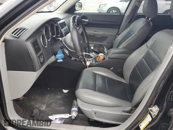 2007 Dodge Magnum с VIN 2D4FV47V37H623870, выставлен на аукционе Copart как лот 87677845 с пробегом 173 491 миль миль и Списание • Salvage title. История ставок и продаж доступна на DreamBid. Изображение 7.