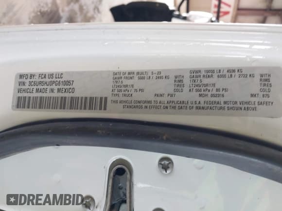 ✅ 2023 Ram 2500 Tradesman • VIN: 3C6UR5HJ0PG610057 • Lot: 42385008. Wystawiony na IAAI z przebiegiem 21 105 mil. Bezpłatny archiwum sprzedaży aukcyjnych z USA i szczegółowy raport historii pojazdu na DreamBid. Zdjęcie 9.