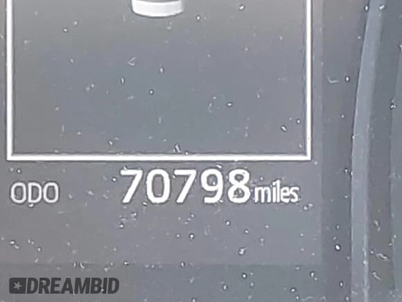 ✅ 2021 Toyota Camry Hybrid LE • VIN: 4T1H31AK3MU566826 • Лот: 43437913. Опубликован ранее на IAAI с пробегом 70 798 миль. Бесплатный доступ к архиву аукционных продаж из США и подробный отчёт об истории автомобиля на DreamBid. Изображение 15.