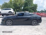 ✅ 2024 Toyota Crown XLE • VIN: JTDAAAAF7R3028366 • Lot: 42857658. Wystawiony na IAAI z przebiegiem 30 618 mil. Bezpłatny archiwum sprzedaży aukcyjnych z USA i szczegółowy raport historii pojazdu na DreamBid. Zdjęcie 14.